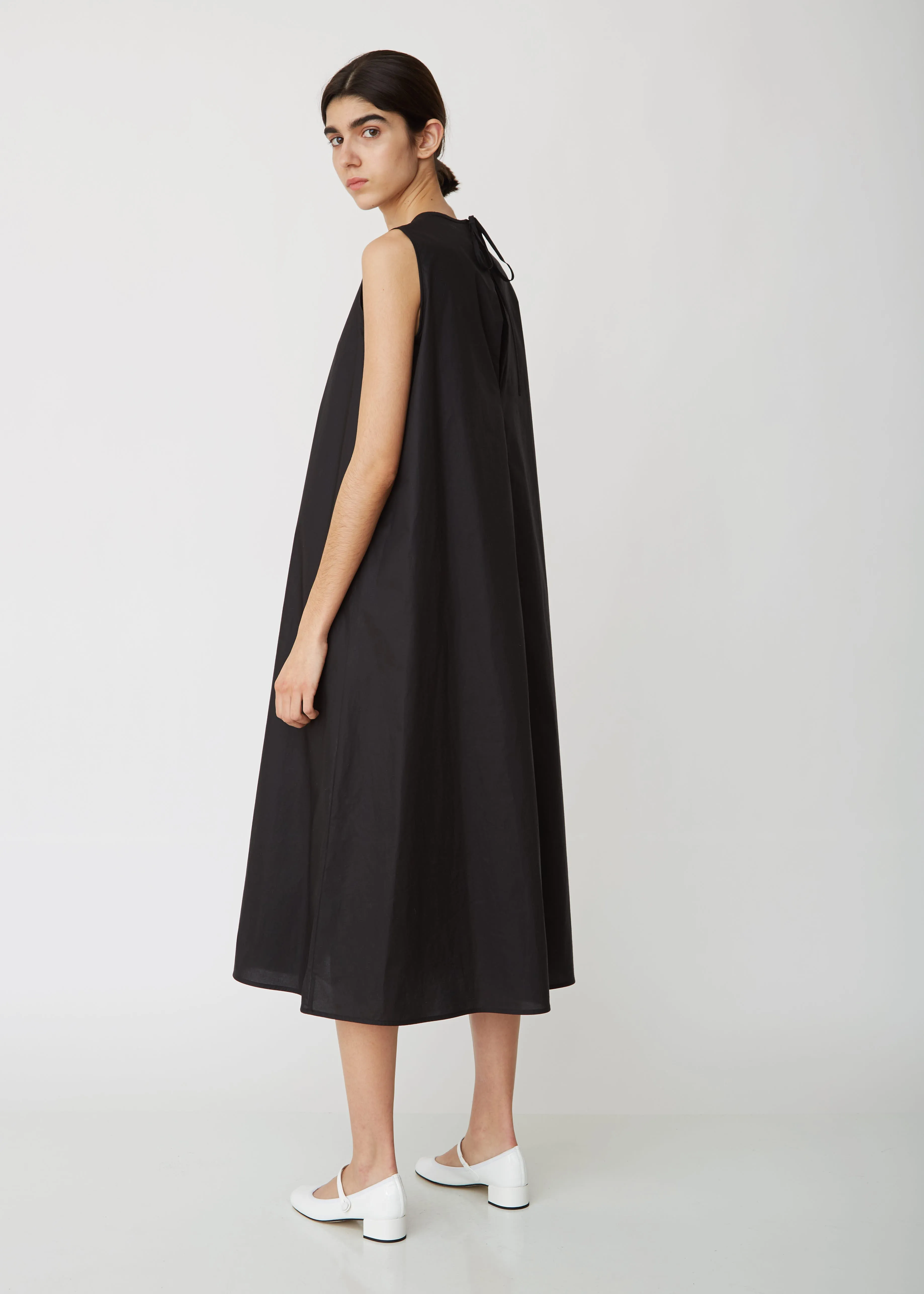Chic A-Line Dress with Convenient Pockets