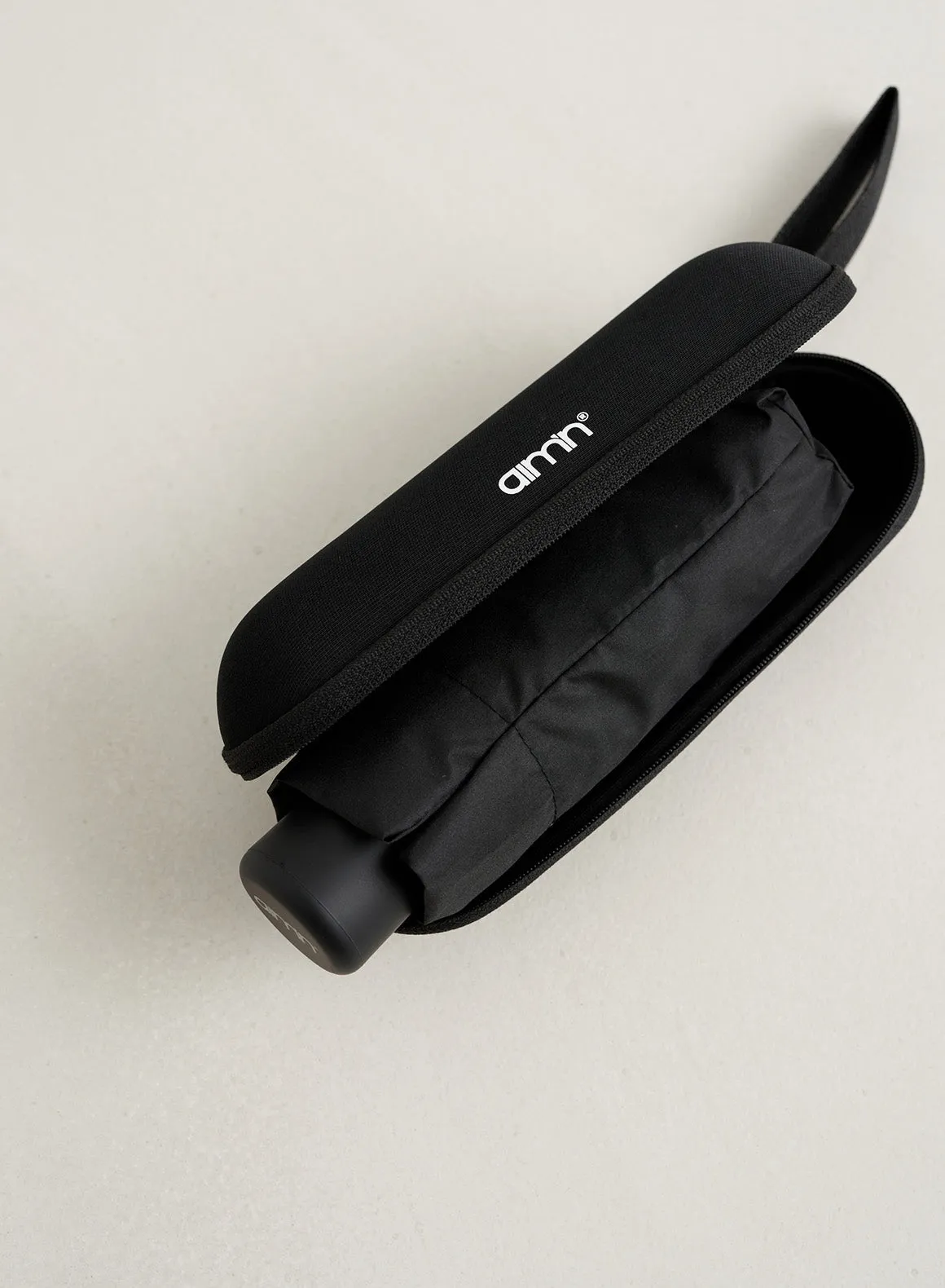 Compact Black Edge Pocket Umbrella – Stylish, Wind-Resistant Travel Umbrella for Ultimate Protection