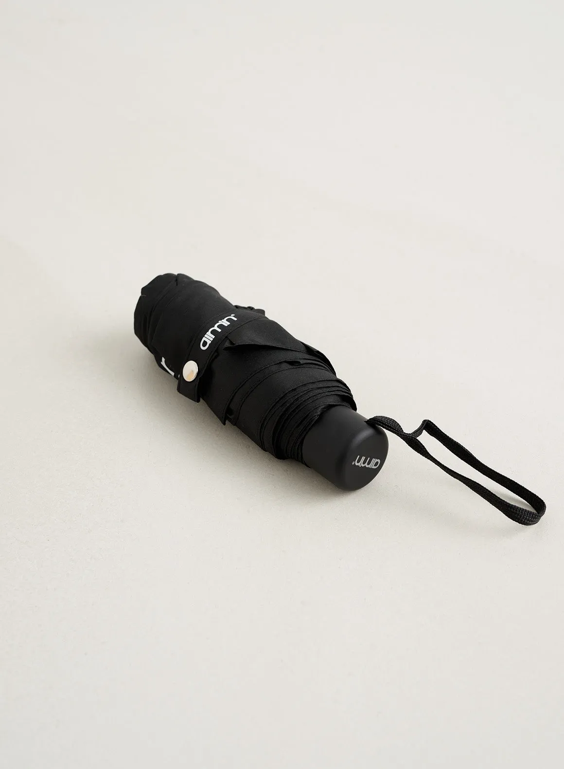 Compact Black Edge Pocket Umbrella – Stylish, Wind-Resistant Travel Umbrella for Ultimate Protection