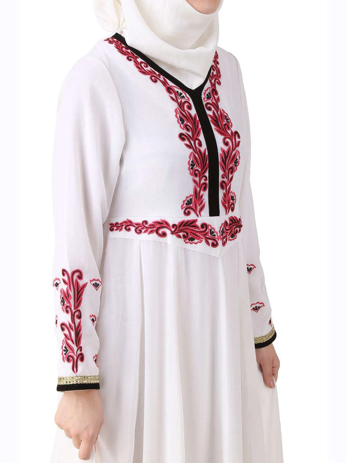 Ezzah White Georgette and Crepe Abaya
