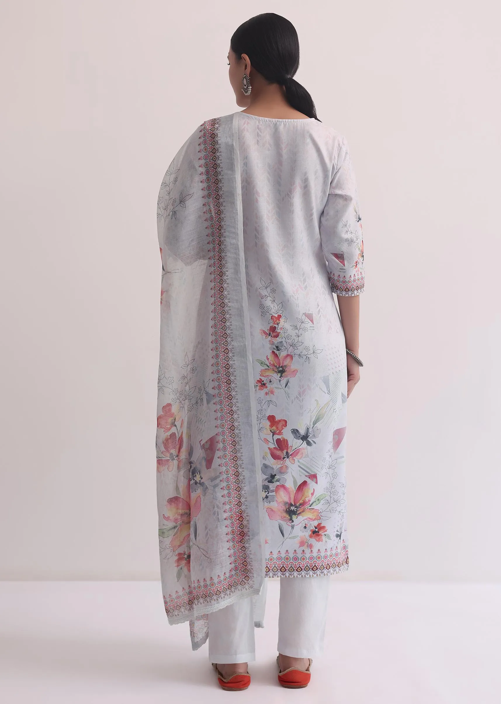 Grey Linen Floral Print Kurti Pant Set With Pearls