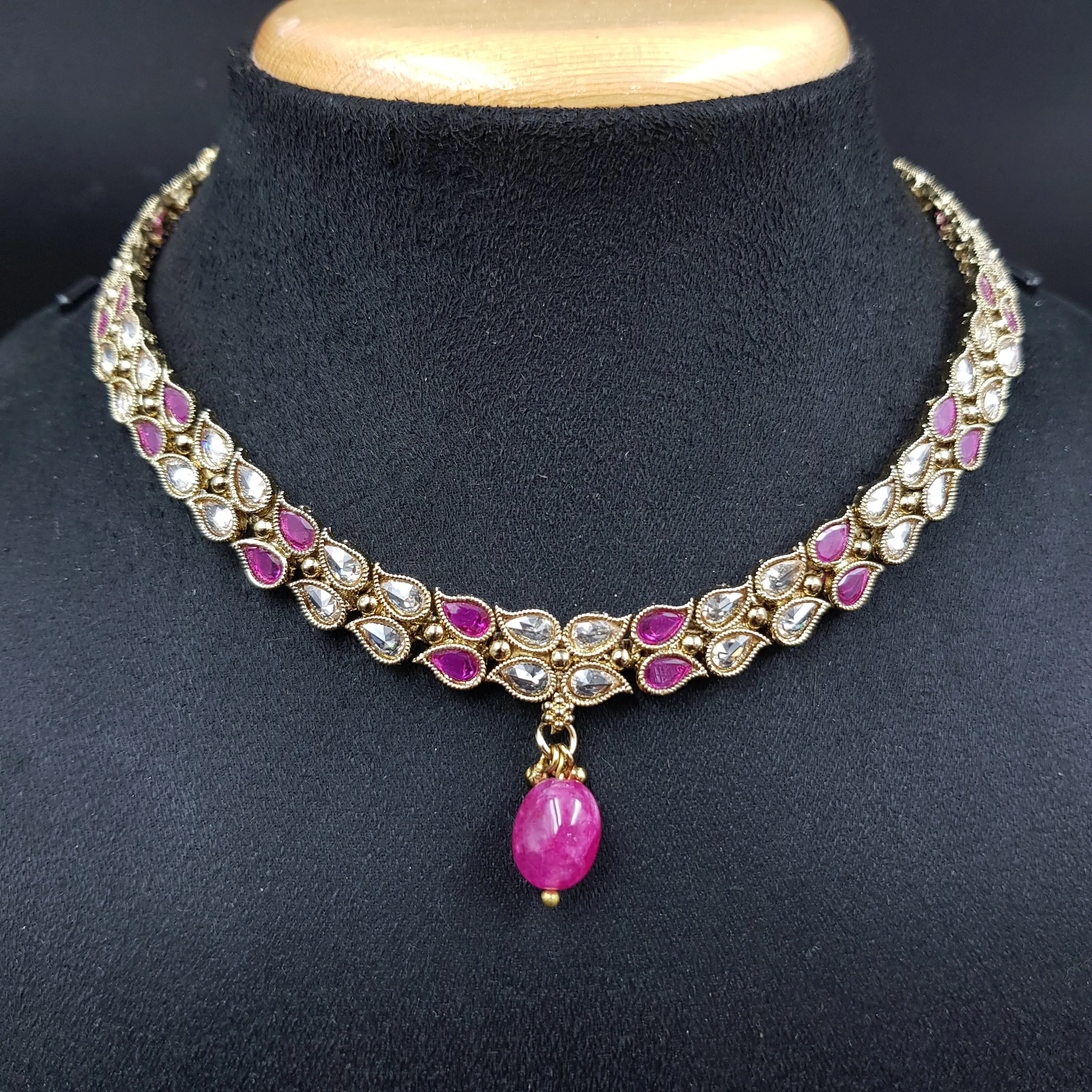Round Neck Antique Necklace Set 3666-28