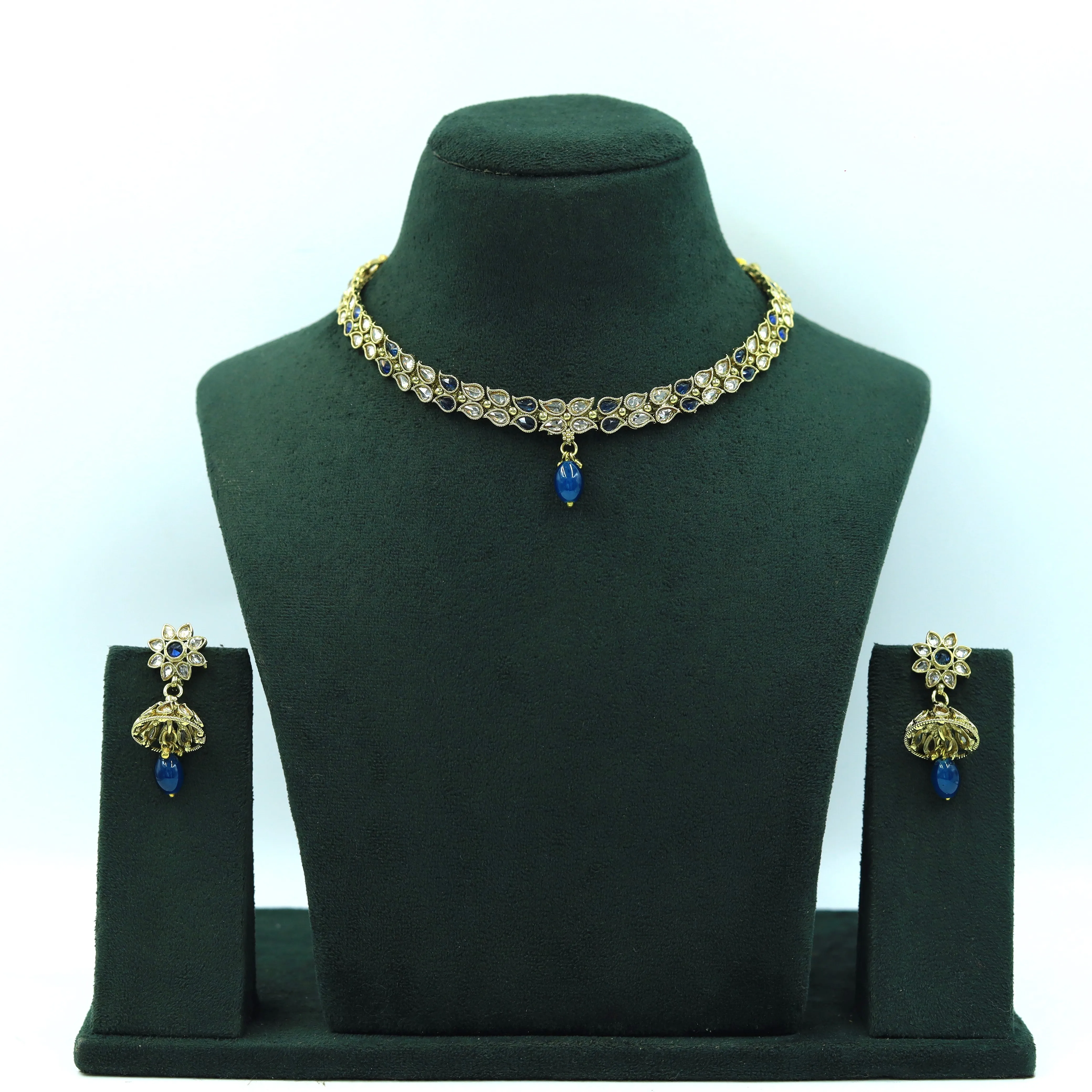 Round Neck Antique Necklace Set 3666-28