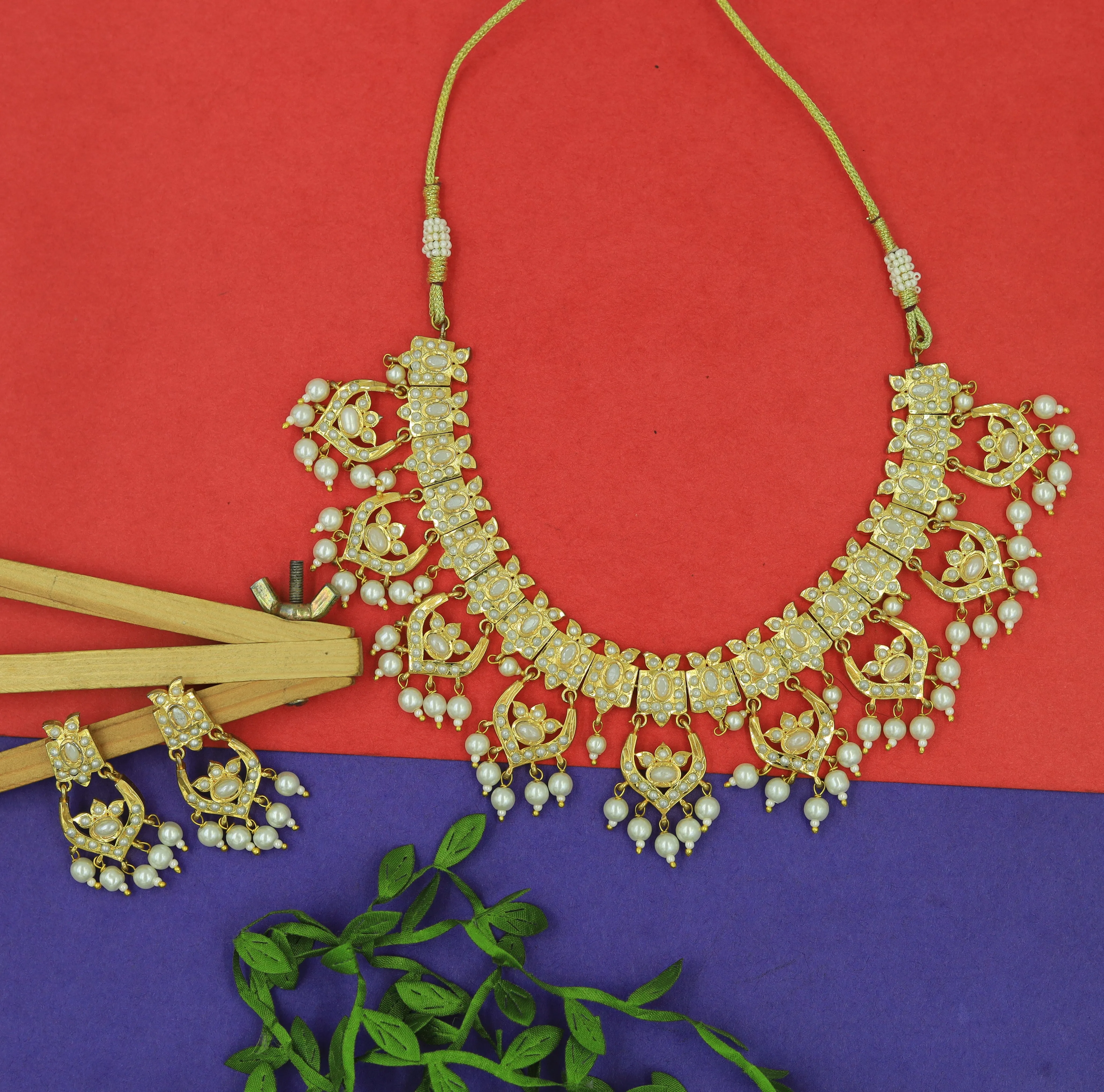 Round Neck Jadau Necklace Set 11543-65